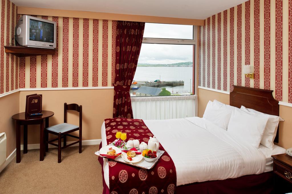 Logues Liscannor Hotel الغرفة الصورة