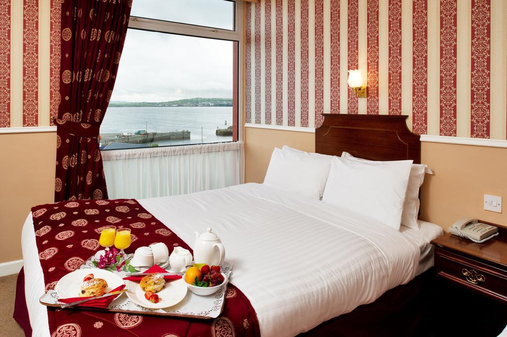 Logues Liscannor Hotel الغرفة الصورة
